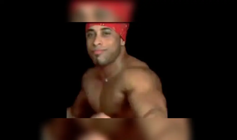 Facebook viral: Chico olvida bajar del bus por quedarse miran el sensual baile de Ricardo Milos [VIDEO]