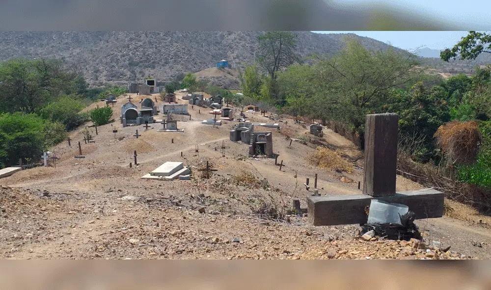Julio Hidalgo solicitó a las autoridades tomar cartas en el asunto para solucionar el problema de los cementerios. Foto: La República. Julio Hidalgo solicitó a las autoridades tomar cartas en el asunto para solucionar el problema de los cementerios. Foto: La República.