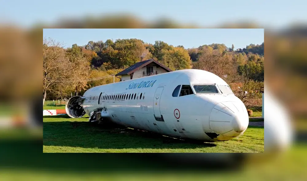 Compró un avión para convertirlo en un parque de diversiones Compró un avión para convertirlo en un parque de diversiones