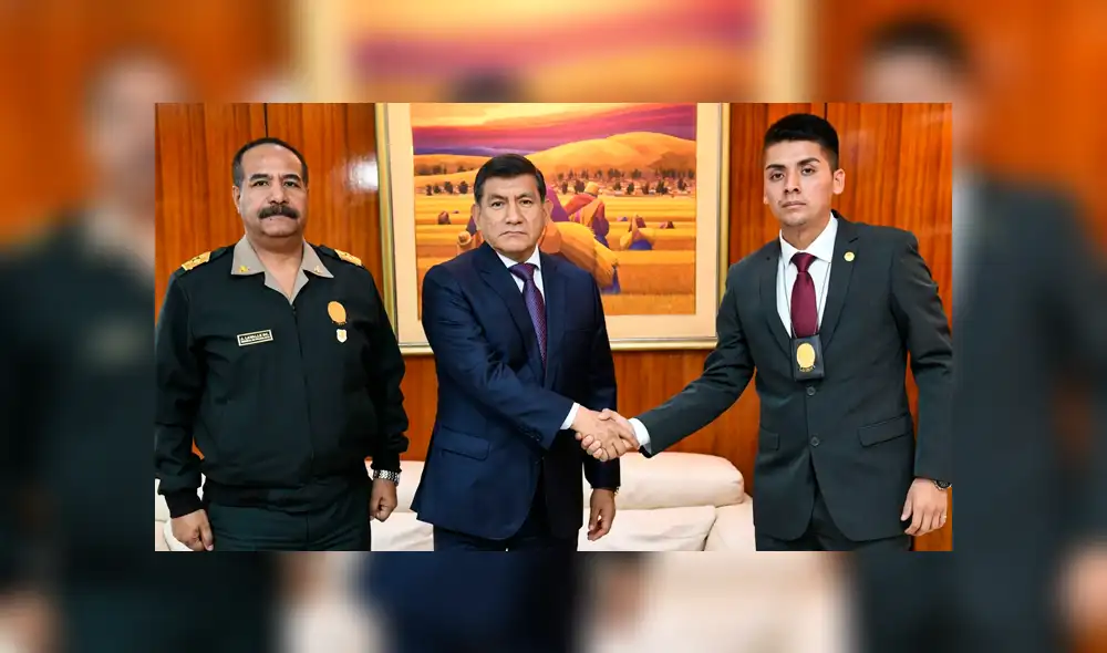 Ministro del Interior respaldó a policía que abatió a dos delincuentes en VMT Ministro del Interior respaldó a policía que abatió a dos delincuentes en VMT