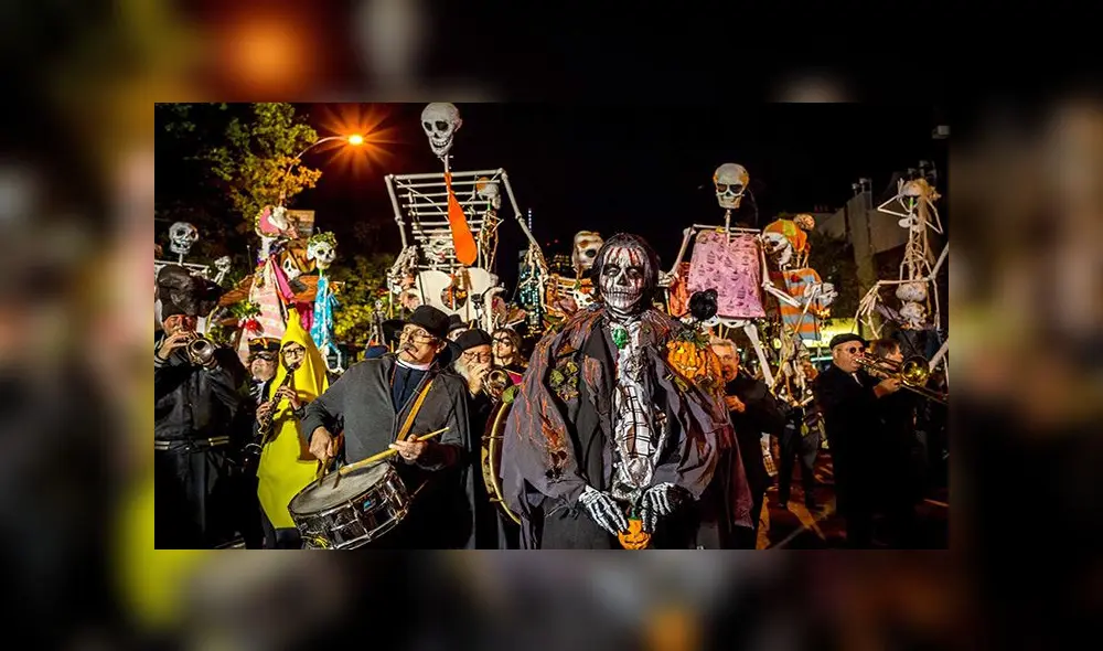 NEW YORK, Nov. 1, 2016 -- People participate in the annual Halloween parade in Manhattan, New York City, the United States, Oct. 31, 2016. (Xinhua/Li Muzi via Getty Images) NEW YORK, Nov. 1, 2016 -- People participate in the annual Halloween parade in Manhattan, New York City, the United States, Oct. 31, 2016. (Xinhua/Li Muzi via Getty Images)