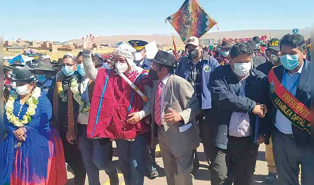 evento. Bolivia entregó otro tramo de vía que llega a Tacna.