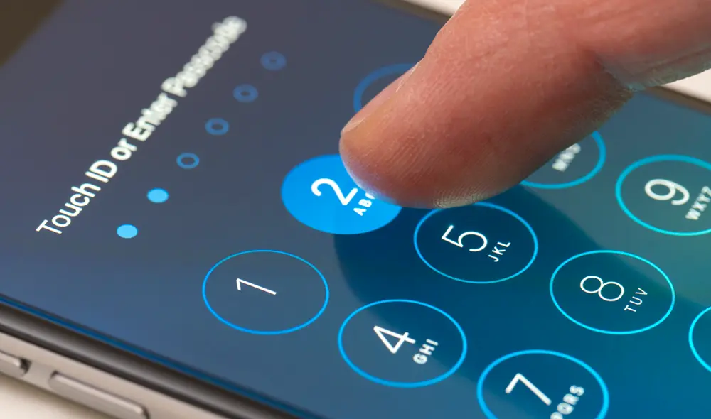 En Android existen diversas herramientas que te ayudarán a acceder nuevamente a tu smartphone. | Foto: Ymgerman