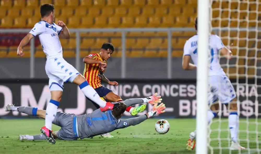 Gianluca Lapadula anotó doblete en duelo clave de Lecce por salvarse del descenso. | Foto: EFE