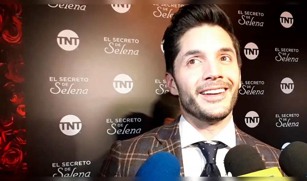 Daniel Elbittar, actor de la serie de "El secreto de Selena" llegó a Perú 