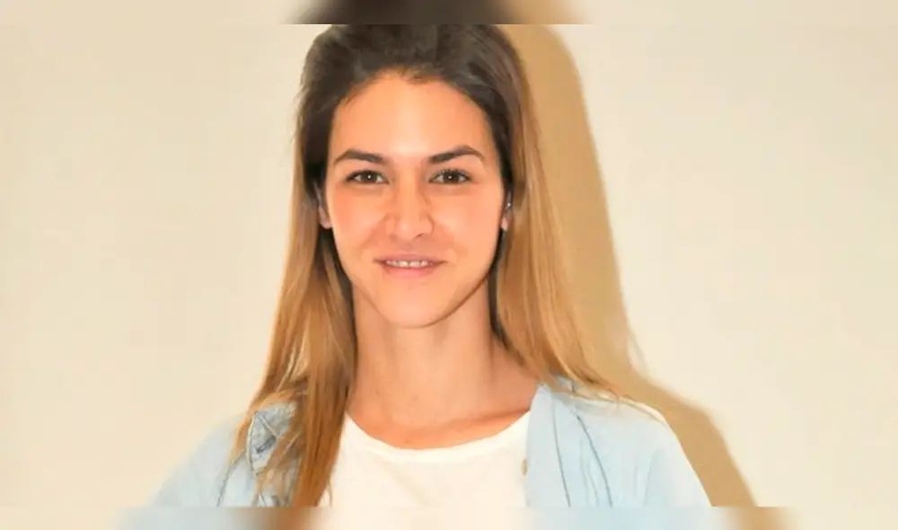 Anahí de Cardenas se muestra como Dios la trajo al mundo