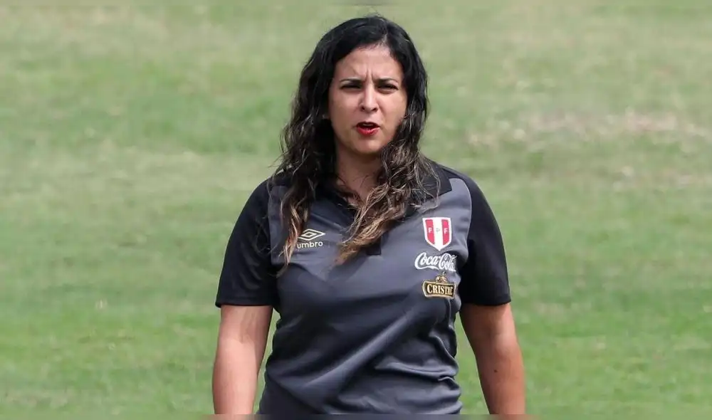 Romina Antoniazzi dejó de ser la jefa de prensa de la Federación Peruana de Fútbol Romina Antoniazzi dejó de ser la jefa de prensa de la Federación Peruana de Fútbol