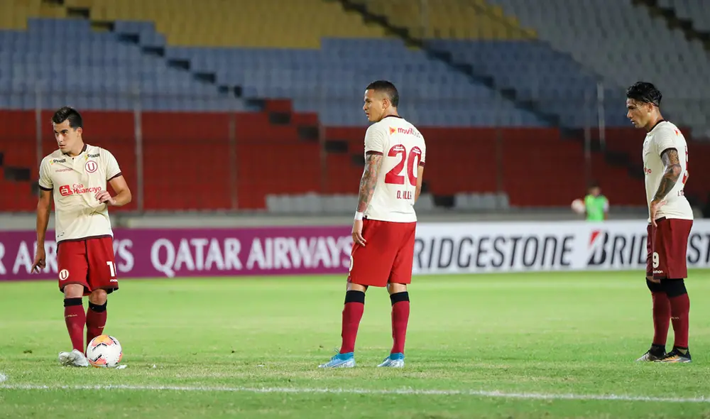 Jonathan Dos Santos decretó el empate de Universitario desde fuera del área. | Foto: @Universitario
