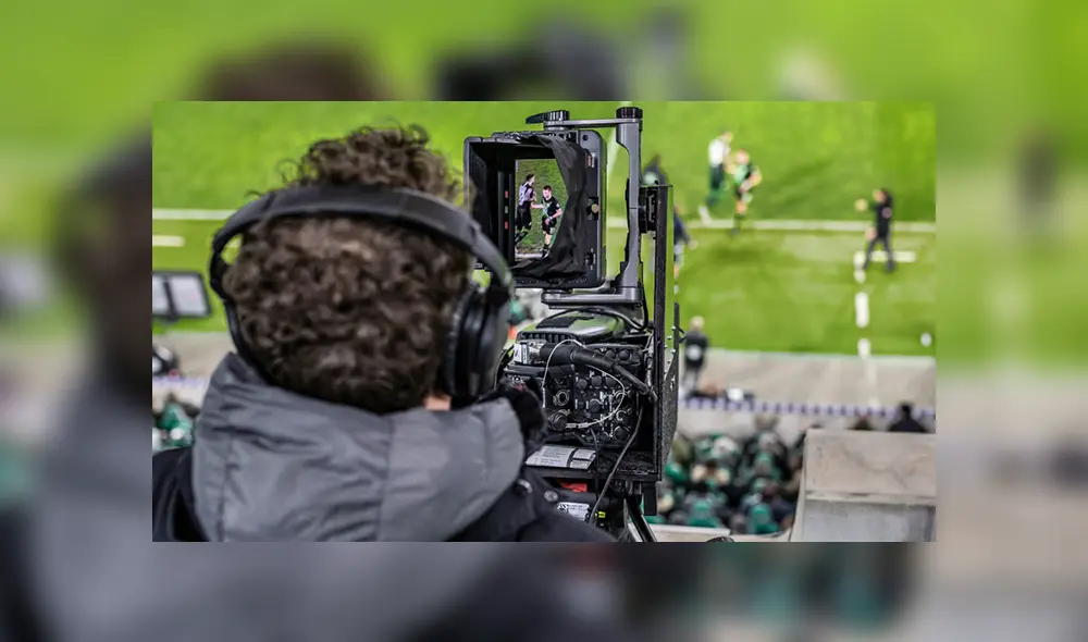 La liga alemana ha apostado por experimentar con la transmisión de partidos en formato vertical.