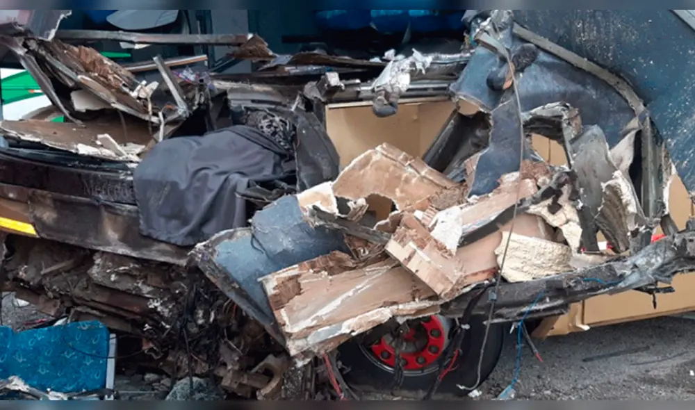 Uno de los fallecidos sería el conductor del bus que iba de Paita a Lima. Uno de los fallecidos sería el conductor del bus que iba de Paita a Lima.