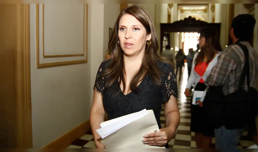 Yeni Vilcatoma no pudo participar en interrogatorio a PPK [VIDEO]