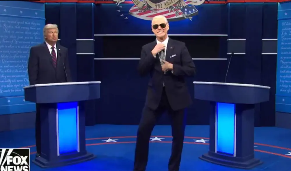 El protagonista de La máscara abrió su presentación con un terno y unos lentes negros. Foto: captura Saturday Night Live El protagonista de La máscara abrió su presentación con un terno y unos lentes negros. Foto: captura Saturday Night Live