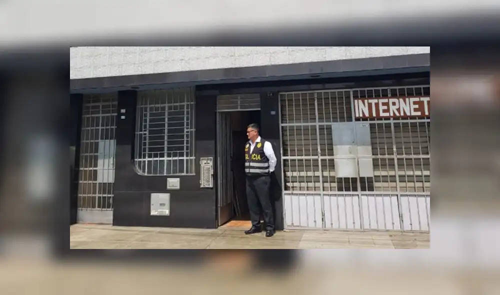 Peritos en Criminalística llegaron a la casa para analizar la escena del crimen. (Foto: Pamela Advíncula / La República)