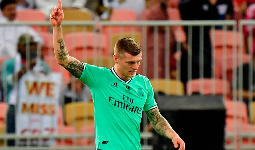 Toni Kroos marcó un golazo olímpico en el Real Madrid vs. Valencia por la semifinal de la Supercopa de España. | Foto: AFP