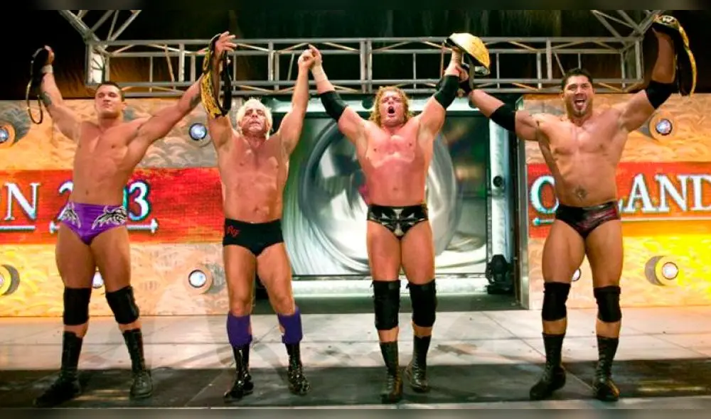 WWE: Evolution regresa a la empresa por una sola noche