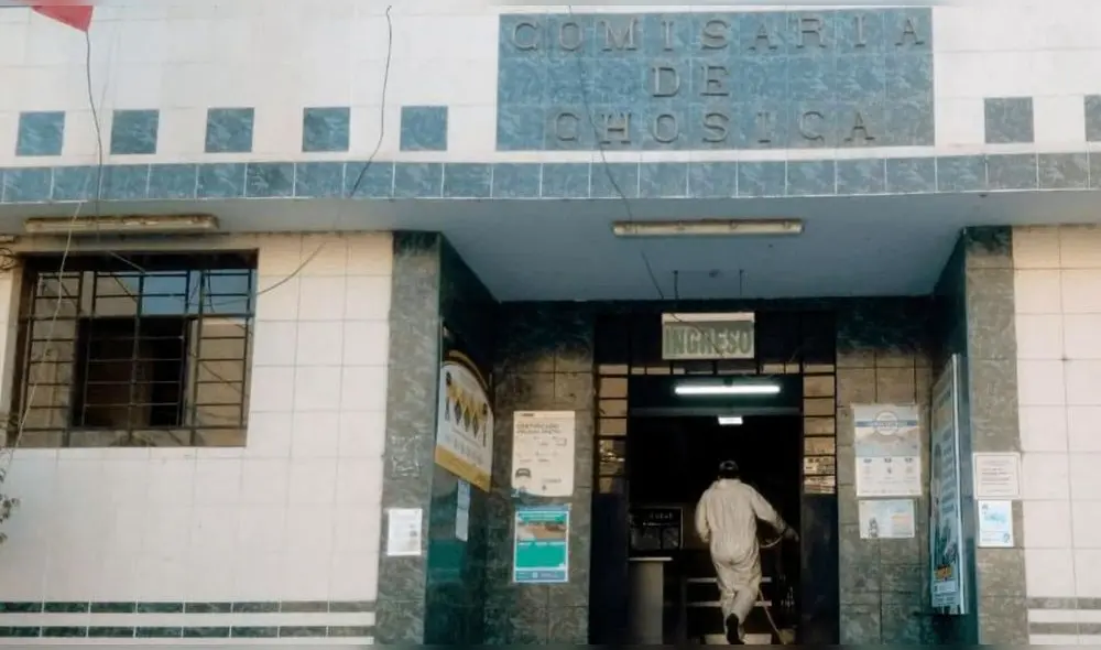 Los efectivos de la comisaría de Chosica buscan al agresor. Foto: Facebook/Municipalidad Distrital Lurigancho - Chosica Los efectivos de la comisaría de Chosica buscan al agresor. Foto: Facebook/Municipalidad Distrital Lurigancho - Chosica