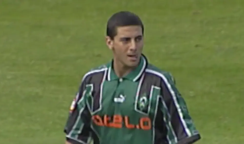 Claudio Pizarro jugó el primer partido de su carrera en la Bundesliga ante el Hertha Berlín. Foto: Captura de TV.