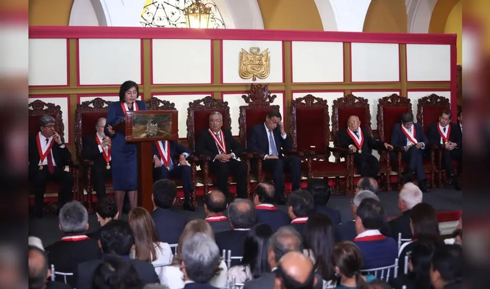 Marianella Ledesma juró como primera presidenta del Tribunal Constitucional Marianella Ledesma juró como primera presidenta del Tribunal Constitucional