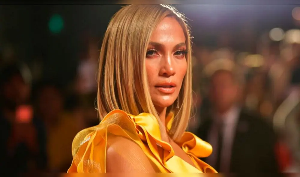 Jennifer Lopez se muestra al natural