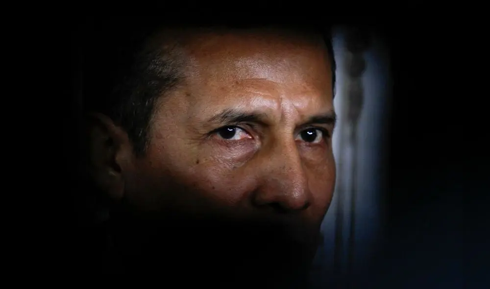 Todos los personajes del chuponeo a Ollanta Humala y Nadine Heredia Todos los personajes del chuponeo a Ollanta Humala y Nadine Heredia