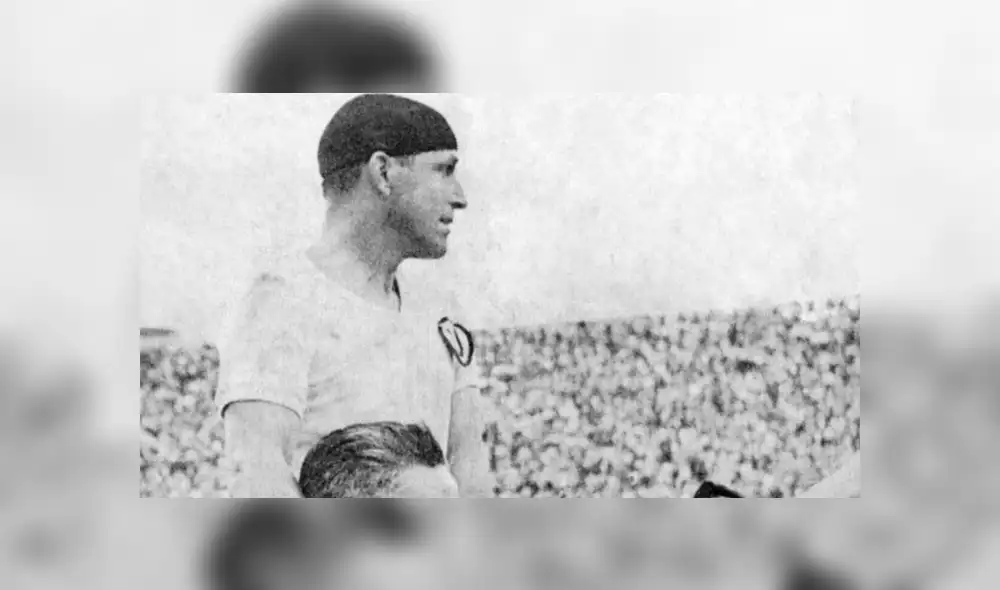 'Lolo' Fernández, máximo ídolo de Universitario, cumpliría hoy 105 años 'Lolo' Fernández, máximo ídolo de Universitario, cumpliría hoy 105 años