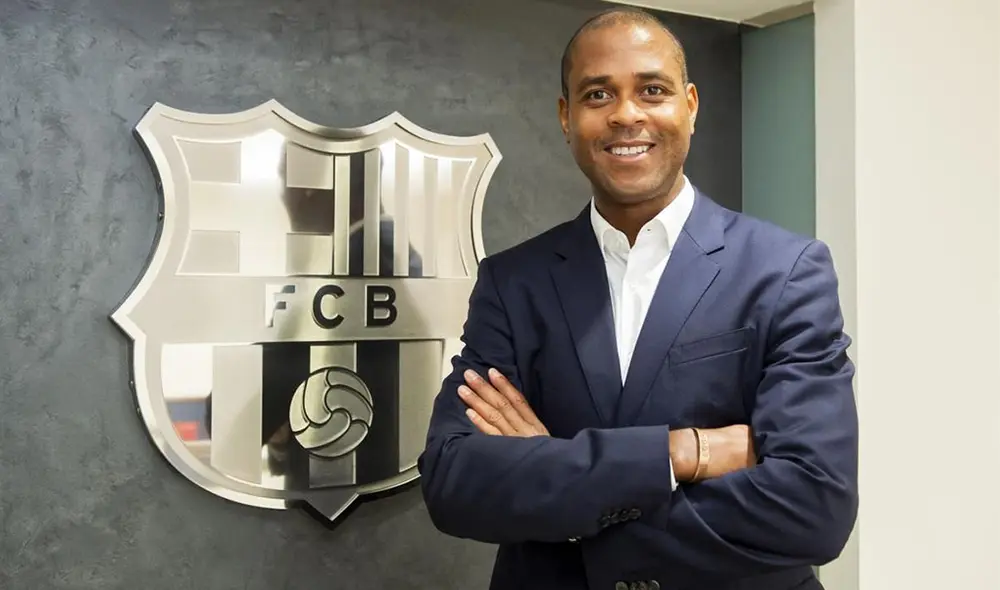 Kluivert trabaja con las divisiones menores del club desde el 2019. Foto: Barcelona.