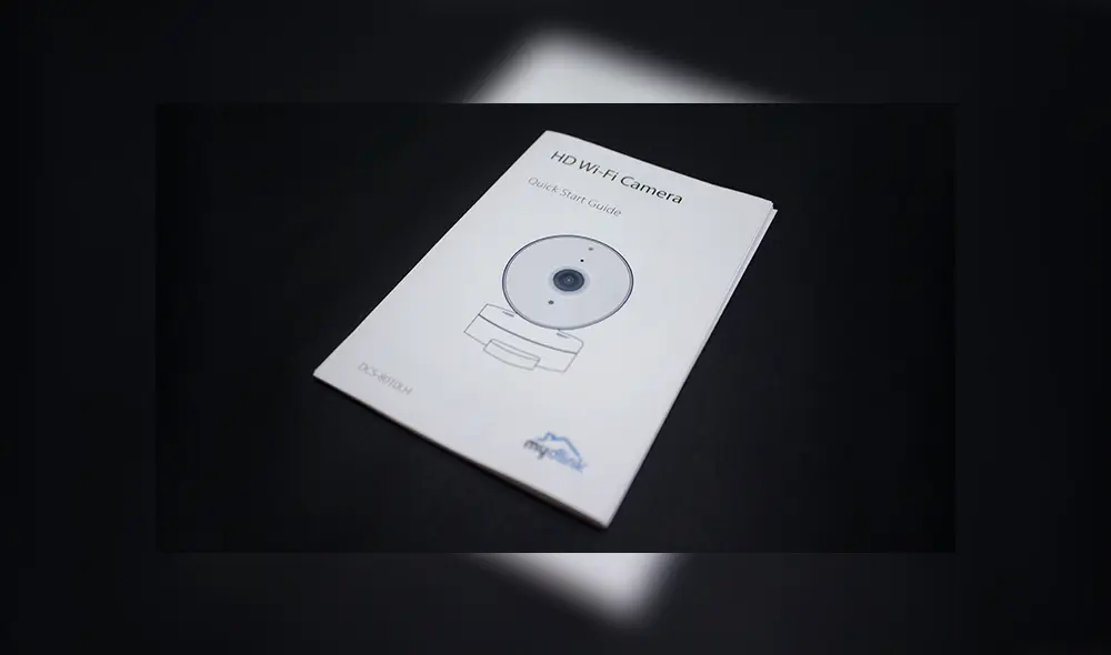 Manual de inicio rápido de la cámara de seguridad Mydlink HD Wi-Fi. | Foto: Carol Larrain