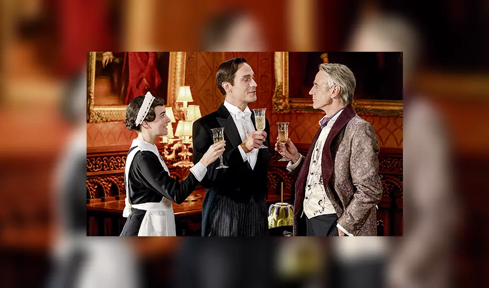 Escena. Irons en la mansión como Veidt o Ozymandias. Escena. Irons en la mansión como Veidt o Ozymandias.