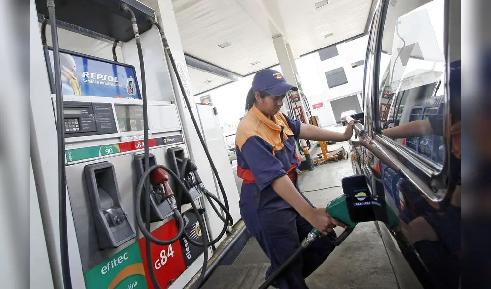 Opecu: Repsol y Petroperú subieron precios de combustibles hasta en 3,4% por galón Opecu: Repsol y Petroperú subieron precios de combustibles hasta en 3,4% por galón