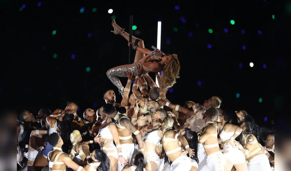 La 'Diva del Bronx' se lució sobre el escenario del Hard Rock Stadium en Miami.