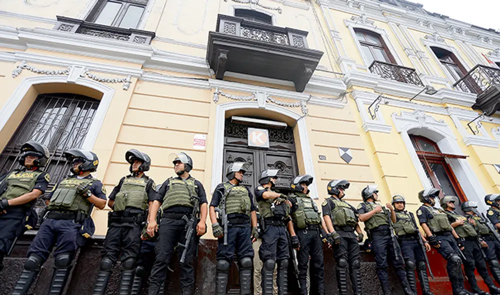 Allanan sede de Fuerza Popular por no entregar documentación