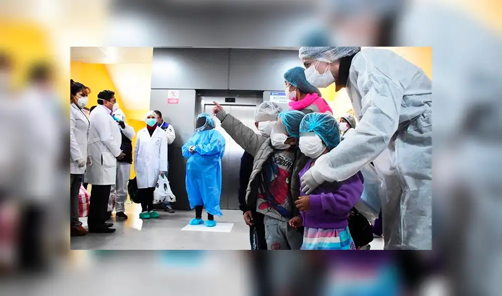 Una de las madres sería quien comenzó el contagio a uno de los menores. Una de las madres sería quien comenzó el contagio a uno de los menores.