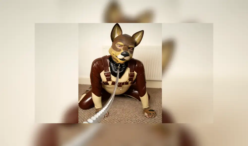 El insólito caso del hombre que se cree perro: come, ladra, y muerde a quien se le acerque El insólito caso del hombre que se cree perro: come, ladra, y muerde a quien se le acerque