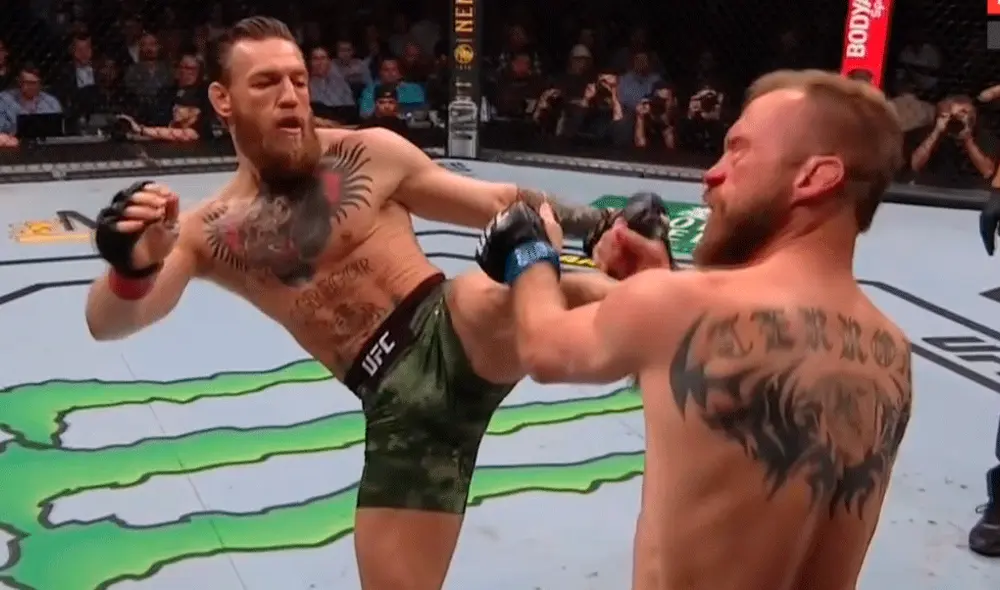Conor McGregor le propinó una brutal patada a Cowboy Cerrone y lo venció en 40 segundos en el UFC 246. | Foto: ESPN