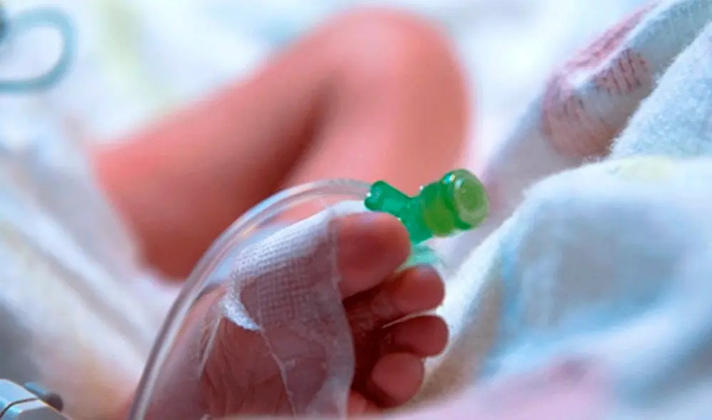 La menor sufre de una estenosis de la válvula pulmonar y requiere una “operación de urgencia” al corazón. Foto: Infocatolica.com La menor sufre de una estenosis de la válvula pulmonar y requiere una “operación de urgencia” al corazón. Foto: Infocatolica.com