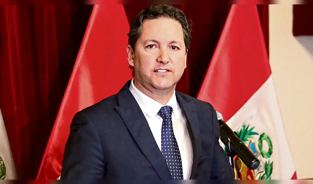 Salaverry espera que el Pleno reflexione sobre blindaje a Hinostroza
