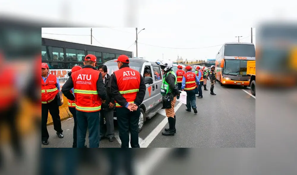 ATU realiza primera intervención de colectivos y transportes informales. Créditos: ATU. ATU realiza primera intervención de colectivos y transportes informales. Créditos: ATU.