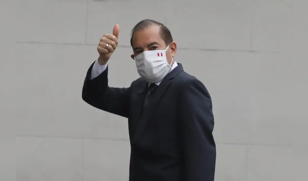 Cambios. El ministro de Defensa, Walter Martos, suena como nuevo primer ministro. Foto: Jorge Cerdán / La República. Cambios. El ministro de Defensa, Walter Martos, suena como nuevo primer ministro. Foto: Jorge Cerdán / La República.