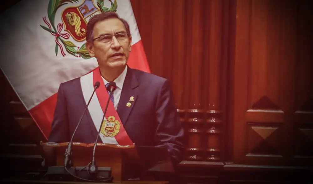 Martín Vizcarra fue interrumpido cuando ofrecía el mensaje a la nación. Foto: La República Martín Vizcarra fue interrumpido cuando ofrecía el mensaje a la nación. Foto: La República
