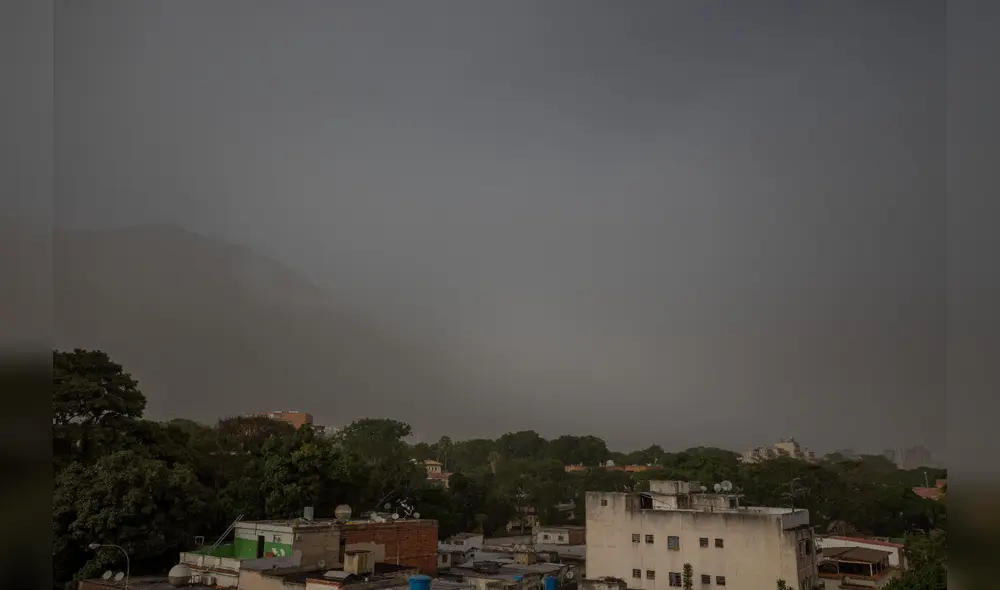 La masa de arena ha llegado también a países de América del Sur, como Venezuela. (Foto: Miguel Gutiérrez - EFE) La masa de arena ha llegado también a países de América del Sur, como Venezuela. (Foto: Miguel Gutiérrez - EFE)