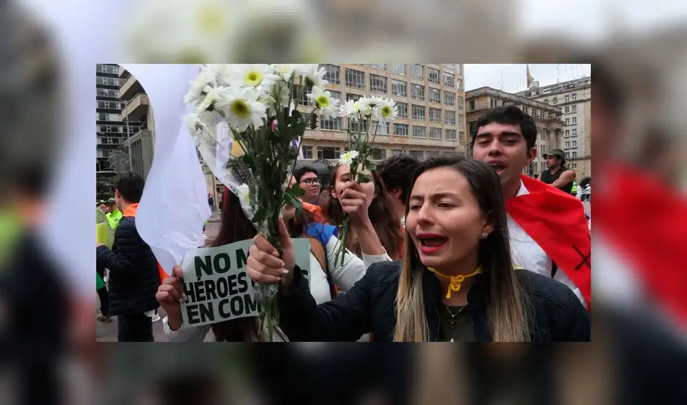 Multitudinaria marcha en Colombia en rechazo a los últimos atentados terroristas [FOTOS]