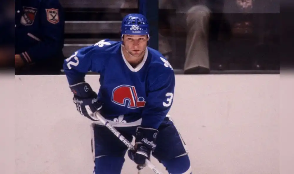 Dale Hunter. Dale Hunter.