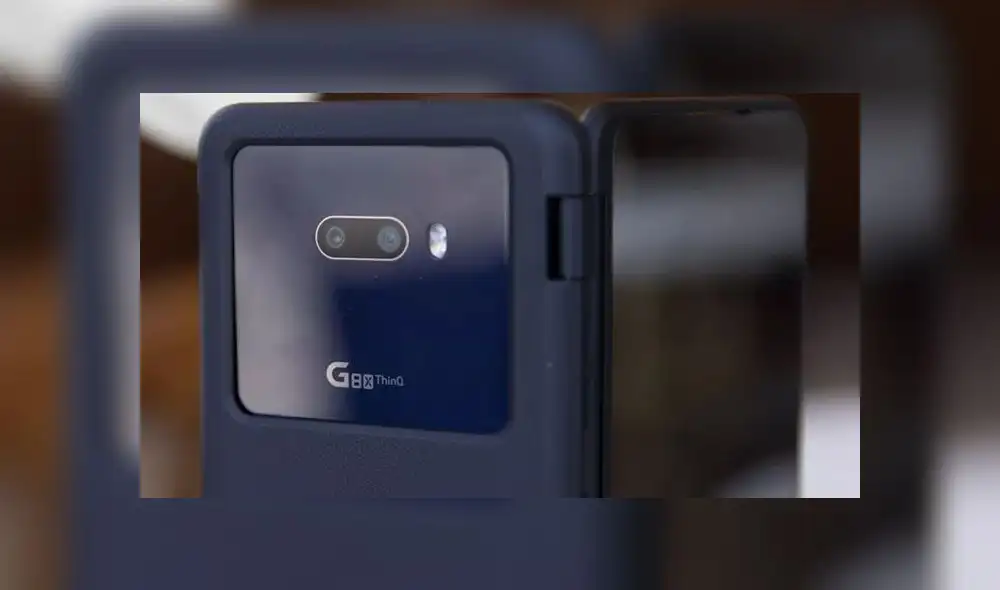 LG G8XThinQ tiene doble cámara trasera. LG G8XThinQ tiene doble cámara trasera.