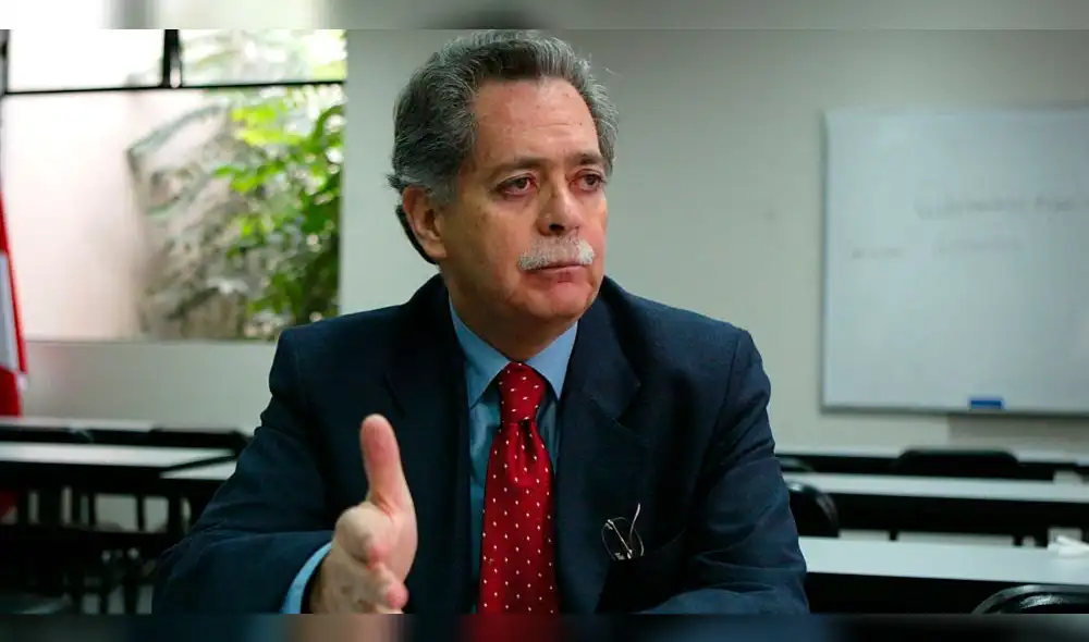 Agustín Haya de la Torre: “El velasquismo confiscó los medios, no respetó la libertad de prensa y política”