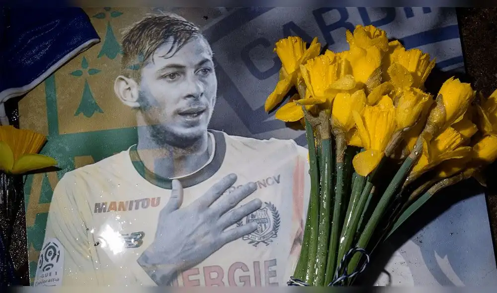 Nantes rinde emotivo homenaje a Emiliano Sala tras un año de su fallecimiento