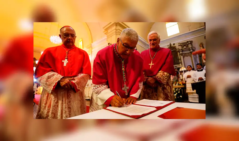 Carlos Castillo Mattasoglio fue ordenado como el nuevo Arzobispo de Lima [VIDEO]