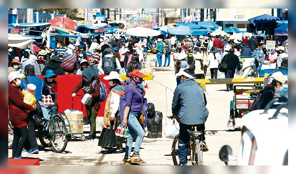 COMERCIO.  El negocio de bienes y servicios es preponderante en la vida económica y social de Juliaca.