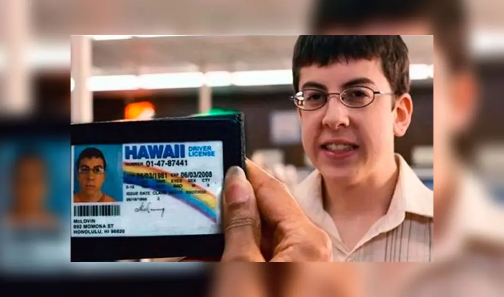 La identificación falsa estaba inspirada en la película 'Superbad' (2007), en la que un adolescente se hace pasar por un tal McLovin para conseguir alcohol. Captura. La identificación falsa estaba inspirada en la película 'Superbad' (2007), en la que un adolescente se hace pasar por un tal McLovin para conseguir alcohol. Captura.