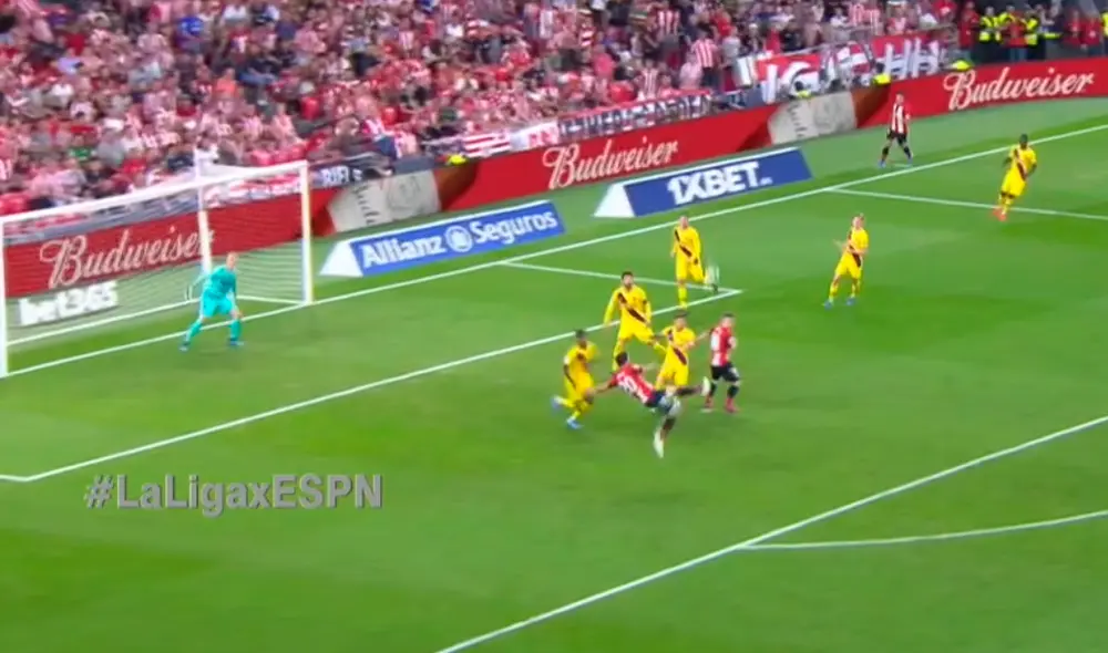 Aritz Aduriz abrió el marcador con fenomenal gol de 'tijera' sobre el Barcelona por la fecha 1 de la Liga Santander 2019-20. Aritz Aduriz abrió el marcador con fenomenal gol de 'tijera' sobre el Barcelona por la fecha 1 de la Liga Santander 2019-20.