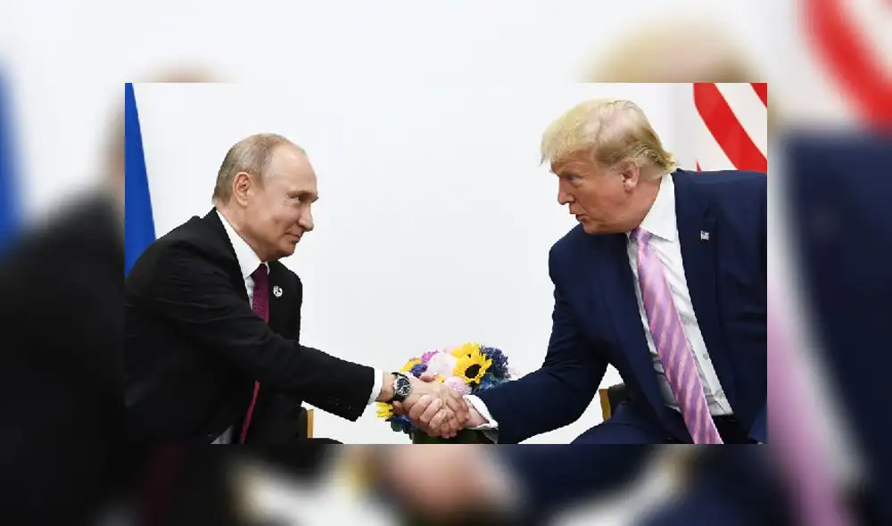 Vladimir Putin, presidente de Rusia, y Donald Trump, presidente de Estados Unidos. Foto: AFP.